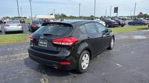 รถยนต์ Kia Forte5 LX LX 4 ประตู แฮทช์แบ็ก มือสอง สภาพดี ขาย - Product Image 3
