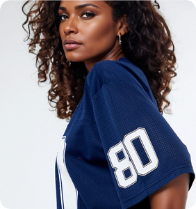 T-shirt Boxy en jersey maille personnalisé pour femmes imprimé DTG crop top en polyester surdimensionné décontracté anti-boulochage vêtements de sport - Product Image 4