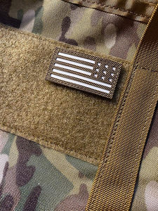 Faible MOQ, étiquette en caoutchouc souple en PVC gaufré à repasser, patch en caoutchouc pour vêtements, logo en caoutchouc pour vêtements, logo en silicone 3D en PVC, 2026 - Product Image 3