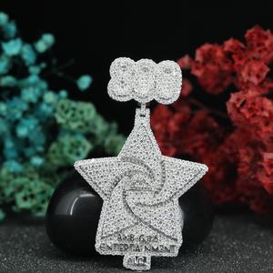 Pendentif personnalisé de luxe en argent sterling 925 avec diamant moissanite rond brillant, bijoux hip-hop glacés, collier personnalisé - Product Image 1