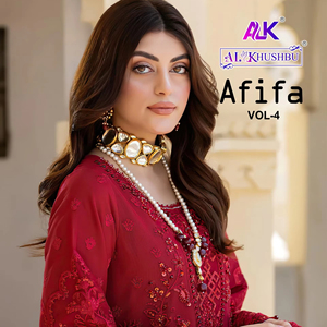 คอลเล็กชันชุดชนเผ่าปักลายสำหรับผู้หญิง - Product Image 1