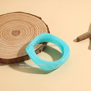 Top Quality <b>Resin</b> Bracelets Bangles <b>Colour</b> Bangle and Woman and Girls Use Bracelets Jewelry for Home - Product Image 3
