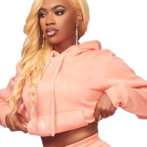 Ensembles de sweats à capuche et de shorts assortis pour femmes de haute qualité-Tenue deux pièces douce et confortable pour un confort toute la journée - Product Image 4