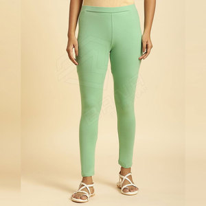 Mallas de yoga transpirables de cintura alta para mujer con bolsillos para Fitness Gym Active Wear - Product Image 1