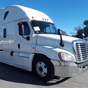 Camions semi-remorques Freightliner Cascadia 125 avec couchette intégrale 72, 455 CV, automatique, à prix abordable, réductions 2020, 2021, 2022 - Product Image 1