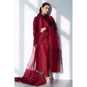 Conjunto de Camisa y Dupatta de Satén Dark Fire - Product Image 3