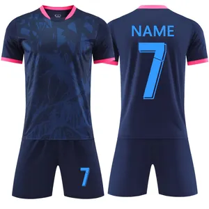 Großhandel Atmungsaktive schlichte blaue Fußball uniform Drucken Logo Fußball Fußball trikot setzt Top-Qualität Fußball uniform