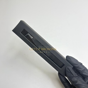 Pince à épiler GETUP BROSONS IMPEX noire 90° en acier inoxydable à pointe argentée, acrylique, anti-magnétique, anti-statique, pour une préhension parfaite des cils - Product Image 6