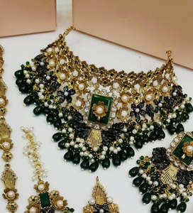 Conjunto de Collar y Pendientes de Lujo Clásico para Mujer, Estilo del Sur de Asia, Pakistán, Aniversario, Novia, Cristal, Piedras de Imitación, Plata Plateada - Product Image 1