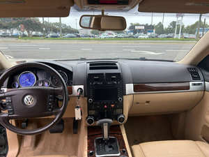 Volkswagen Touareg 2 VR-6 F-SI 2008 Usado, Volante a la Izquierda, Grado Industrial, 3 Años de Garantía, Origen Estadounidense - Product Image 2