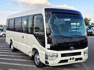 2026 TOYOTA Coaster VIP <span class=keywords><strong>Mini</strong></span>-bus à toit surélevé 15 places 4.2L Diesel Porte électrique Glacière Transmission manuelle Conduite à gauche Blanc Euro 6 - Product Image 5