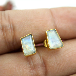 Pendientes de tuerca chapados en oro con piedras preciosas naturales hechas a mano al por mayor para India - Product Image 1
