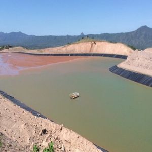 Feuille de polyéthylène HDPE <span class=keywords><strong>Membrane</strong></span> anti-humidité pour la <span class=keywords><strong>fondation</strong></span> Géomembrane de revêtement d'étang en polyéthylène renforcé - Product Image 3