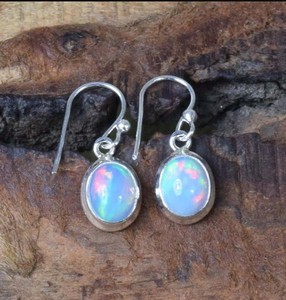 Boucles d'oreilles en opale éthiopienne avec pierres précieuses Cadeau pour femme/petite amie Boucles d'oreilles en argent sterling 925 Cadeau de Noël Boucle d'oreille de créateur pour femme - Product Image 4