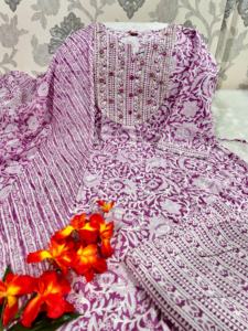 Pantalón Anarkali Kurti y fabricante Dupatta DE LA India para uso ocasional de algodón con Zari y Mirror Work - Product Image 6