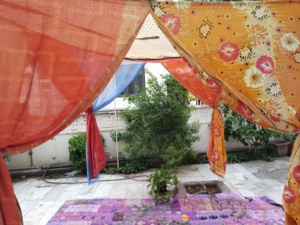 Dosel de cama cuadrado para todas las estaciones Sari de seda India Vintage bohemio multicolor para uso doméstico y de acampada - Product Image 5
