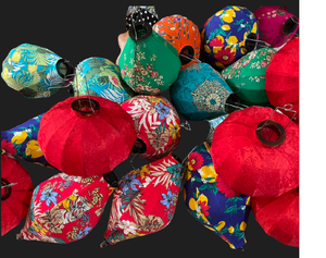 LANTERNE EN SOIE DE BAMBOU PEINTE ET COLORÉE DU VIETNAM - DÉCORATION ARTISANALE DE HAUTE QUALITÉ À PRIX COMPÉTITIF - Mme Beatrix - Product Image 1