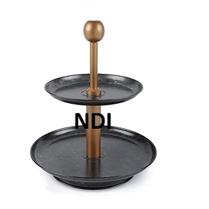 Soporte para Pastel de Metal de Calidad Estándar en Forma Redondeada con Acabado en Polvo Negro de 2 Niveles para Uso en Bodas - Product Image 1