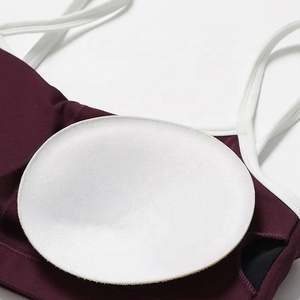 Logo personnalisé Ensemble de deux pièces de yoga pour femmes à prix réduit Vêtements de sport de qualité supérieure Ensemble soutien-gorge et legging d'entraînement - Product Image 4