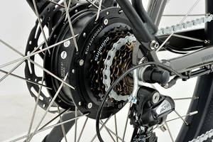 Bicicleta Eléctrica Urbana de 27.5 Pulgadas, Motor de 36V/250W, 15ah, 7 Velocidades, Freno Hidráulico, Portaequipajes Trasero, Alcance de 60-65 km, Neumáticos Resistentes a Pinchazos - Product Image 5