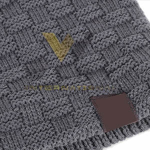 Bonnet d'hiver de qualité supérieure fabriqué avec un matériau extensible doux, idéal pour un usage décontracté, une utilisation en extérieur et une chaleur toute la journée - Product Image 5