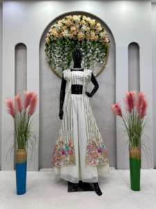 Exquisite 3 Piece Foux Gorgette Collection <b>Shrug</b> with Detailed Thread Sequence Customizable Choli with Micro Inner - Product Image 3