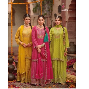 Designer luxueux Salwar Kameez en tissu de soie riche avec perles exquises et Dupatta assorti pour mariage pour la vente à l'exportation - Product Image 1