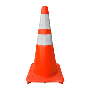 Cône de signalisation de sécurité 72 cm pour la sécurité routière - PVC américain - Product Image 1