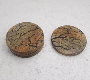 Ensemble de sous-verres de service de thé en bois vierge avec bordure en écorce Décoration de la maison au liège d'acacia écologique rond imprimé - Product Image 3