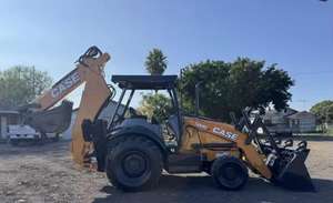 Chargeuse-pelleteuse Case 580N EP d'occasion et neuve avec composants essentiels à vendre : moteur, pompe, boîte de vitesses – machines performantes et robustes - Product Image 3