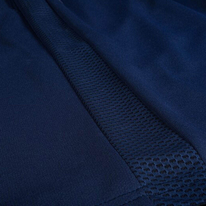 Fournisseur d'uniformes de football OEM, ensemble de maillot et short de performance haut de gamme, impression de logo personnalisée, léger, anti-UV, respirant, séchage rapide - Product Image 6