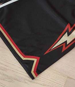 Pantalones Cortos de Baloncesto Sublimados Personalizados Estilo Urbano, Pantalones Cortos Deportivos Ligeros de Malla, Pantalones Cortos Atléticos con Cordón, OEM - Product Image 3