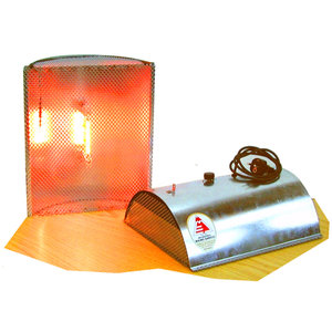 Allevamento di pollame allevamento di polli Made in Italy riscaldatore elettrico a infrarossi lampada attrezzatura per il riscaldamento CALDO BELLO CB1 in vendita - Product Image 4
