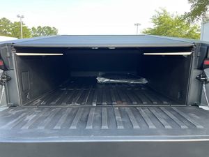 Gran Oferta: Tesla Cybertruck Crew Cab AWD Usado 2024 - Product Image 6