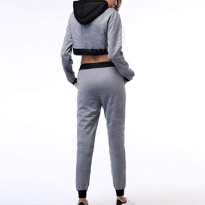 Nouvelle arrivée en gros de haute qualité Logo personnalisé femmes haut court 2024 polaire matériel femmes haut court à capuche - Product Image 6