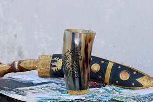 Vidrio de cuerno natural hecho a mano Vajilla tradicional MN EXPORTS Barra y vajilla rústica de vidrio de cuerno de búfalo pulido - Product Image 2