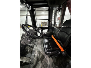 Chariots élévateurs X300S 2021 en bon état avec déplaceur latéral et positionneurs de fourche - Product Image 3
