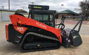 Broyeur forestier Kubota SVL97-2 haute performance pour chargeuse compacte sur chenilles avec attache de coupe forestière hydraulique - Product Image 2