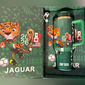 Vasos <span class=keywords><strong>térmicos</strong></span> de acero inoxidable de 40 oz con logo personalizado <span class=keywords><strong>para</strong></span> el partido de fútbol de EE. UU. y México 2026, compatibles con portavasos estándar de automóvil. - Product Image 6