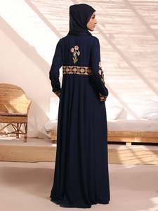 Vente en gros en vrac Robe musulmane design durable 2024 Dubaï Simple Abaya pour femme à la mode Hi jab Baggy Abayas pour femme personnalisées - Product Image 3