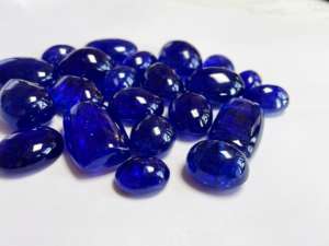Cabochon de tanzanite naturelle 22 pièces en forme de mélange Tanzanie origine AAA qualité excellent lustre et parfait pour la fabrication de bijoux - Product Image 5