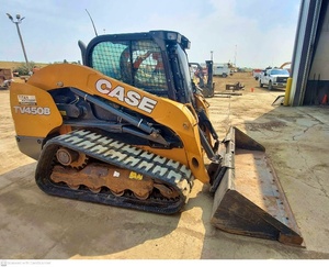 Tracteur à chenilles TV450B 2023, 90 CV, transmission par engrenages, moteur FPT avec pompe et boîte de vitesses - Product Image 2