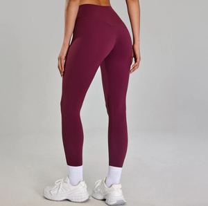Shorts Deportivos Sin Costuras Personalizados para Mujer, Cintura Media, Secado Rápido, Transpirables, para Yoga y Fitness, con Logotipo OEM ODM - Product Image 6