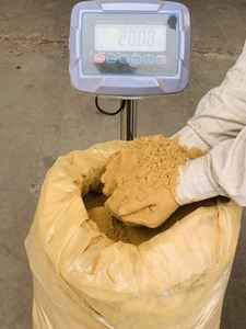 [Fabricant fiable] Vietnam Vente en gros Cassia Cannelle Poudre de haute qualité - Product Image 3