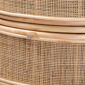 Table de chevet en rotin naturel fait à la main Meuble de rangement contemporain minimaliste avec deux tiroirs pour chambre ou salon - Product Image 5