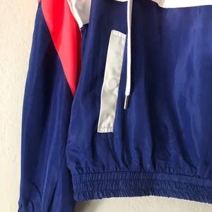 แจ็คเก็ตกันลมโพลีเอสเตอร์มีฮู้ดสำหรับฤดูใบไม้ร่วง2025ปรับขนาดพลัสไซส์แบบสวมหัวกันน้ำยืดหยุ่นได้ตามต้องการ - Product Image 3