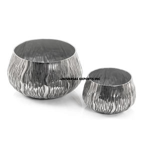 Juego de tres cuencos de chocolate blanco Diseño de flores Forma redonda Cuenco dulce Diseño tradicional Cuenco de chocolate elegante decorativo - Product Image 6