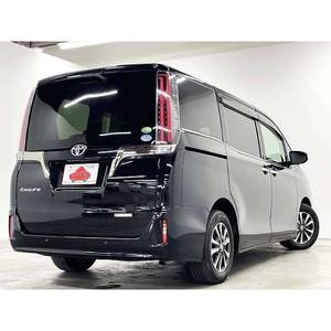 Toyota Esquire 2019 Usada, Minivan, Volante a la Derecha o Izquierda, Opciones de Motor a Gasolina o Híbrido Turbo - Product Image 3