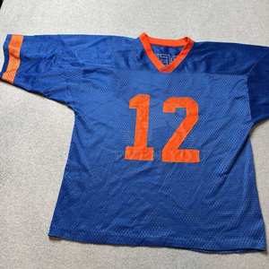 Camiseta Deportiva de Malla Bordada con Diseño Personalizado, Cuello en V Corto, 100% Poliéster, Tejido Ligero y Transpirable para Uniformes de Equipo y Entrenamiento - Product Image 2