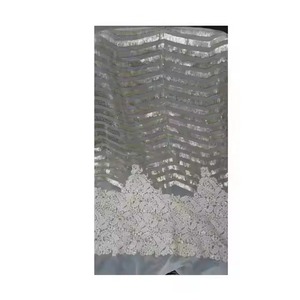 Tela Georgette viscosa elegante de la mejor calidad, ideal para vestidos fluidos, saris y vestidos de noche disponibles para la venta - Product Image 2